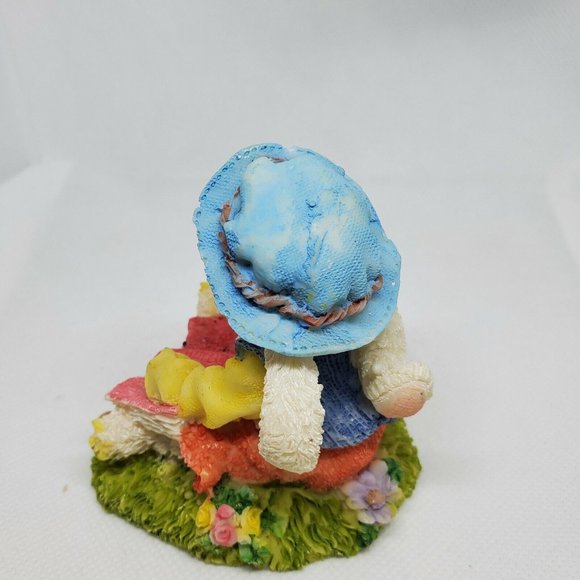 Bunny Sitting On Grass With Pink Book Ceramic/Porcelain Shelf Sitter Home Décor - Picture 3 of 12